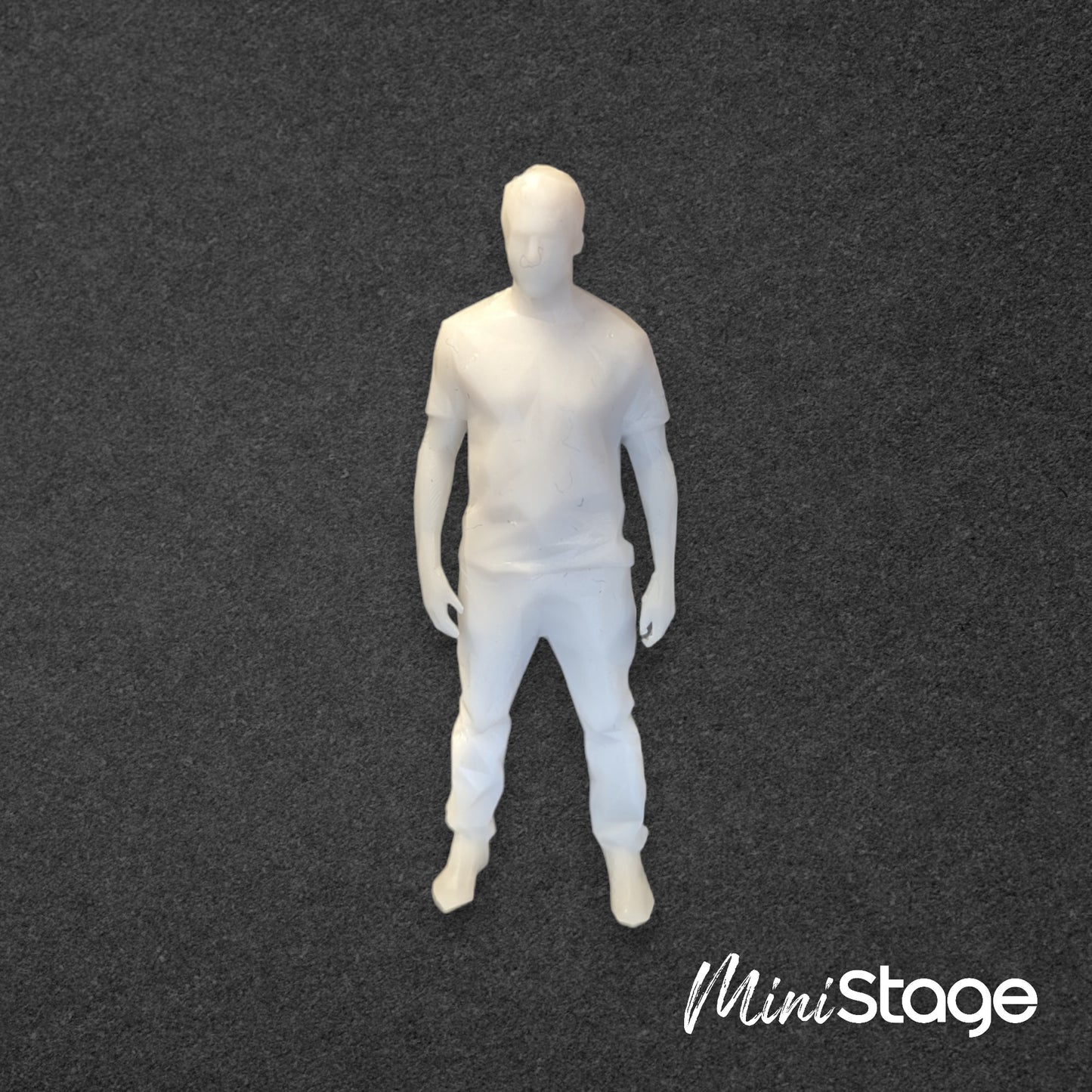 James - Set of Two Low Poly Scale Figures of a male wearing a T-shirt and Trousers.